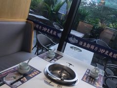 靠窗位-马家斑.鲜鱼火锅(松湖万科店)