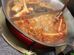 -湊湊火锅·茶憩(打浦桥日月光店)