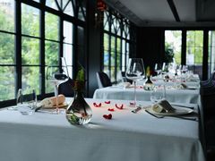 -弦月窗LUNETTE BY AMANDA(复兴路店)