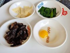 -桥香园过桥米线(国贸店)