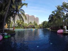 -三亚湾海居铂尔曼度假酒店