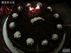 -红宝石·鲜奶小方·海派西点房(南丹店)