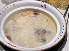 -三人行骨头王火锅(长寿店)
