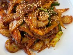 -BHC炸鸡(明洞总店)