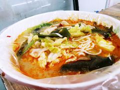 -二钢串叔麻辣烫(华龙大厦店)