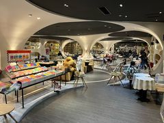 -钟书阁(珍园店)