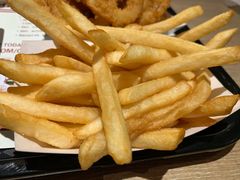 -The Habit Burger Grill 哈比特汉堡(复兴soho店)