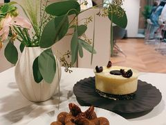 -潮一不贰·法式甜品·生日蛋糕·西式简餐(外滩店)