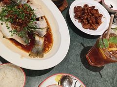 -新白鹿餐厅(湖滨银泰IN77C区店)
