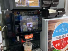 -便利蜂(西城区远见名苑10号楼店)