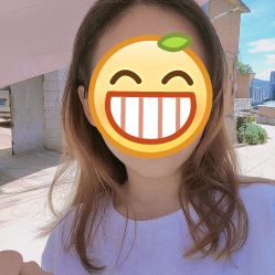 -变色龙美发美甲色彩店