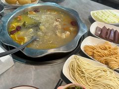 -光头药膳鸡(莱茵小镇店)