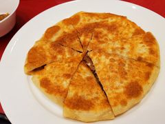 香煎牛肉饼-宝月楼·庭院餐厅·香妃清真宴(陶然亭店)