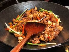 铁锅炒土鸡-沅江水·湖南家宴(南村万博长隆商圈店)