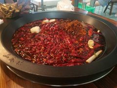 -黄潇洒老火锅(九眼桥宏济巷店)