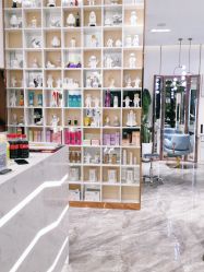 -MY WAY SALON