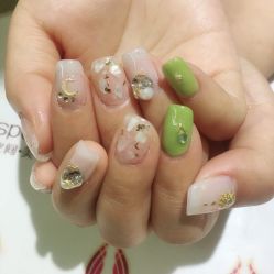 -爱空间美睫健康美甲