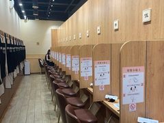 等位区-独食火锅·半米屋台(望平街店)