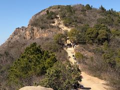 -灵岩山风景区