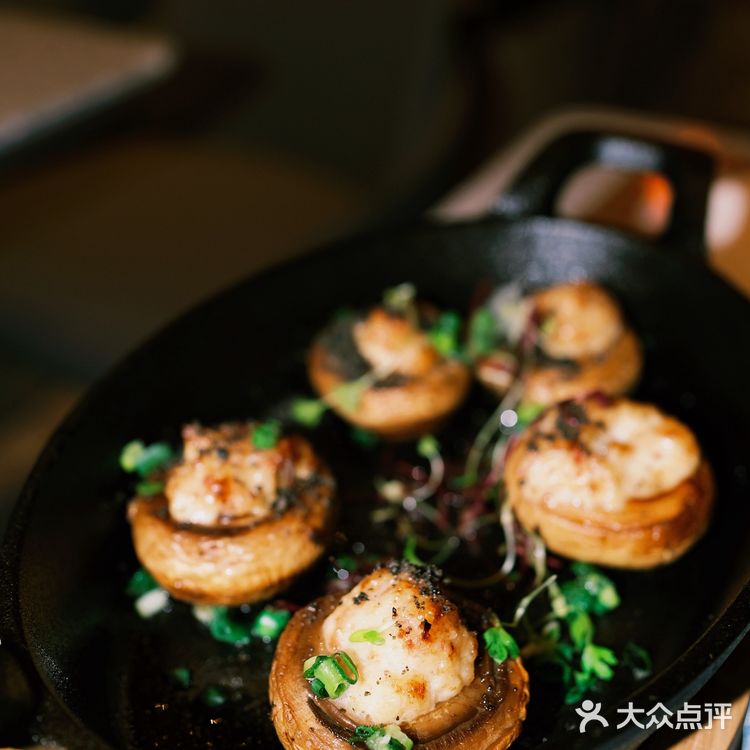 创意感的🌵仙人掌主题休闲西餐厅👅菜品也很不错哟✔️