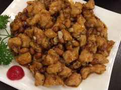 -金牌餐厅·天津菜·八珍豆腐·老爆三(瓷房子店)