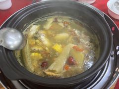 -花苑美食横琴生蚝火锅(拱北粤华路店)