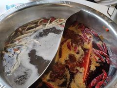 -憨铁匠老火锅(龙岗万科里店)