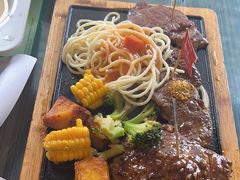 -豪客来牛排(府河店)