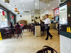 大堂-鲜得来排骨年糕(即墨路店)