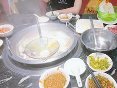 -官塘兄弟·潮汕牛肉店(官塘总店)