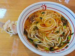 -小椒羊.羊肉粉 龙虾 羊肉串(新地旗舰店)