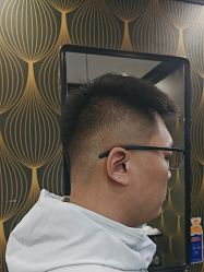 -贝勒爷专业男发