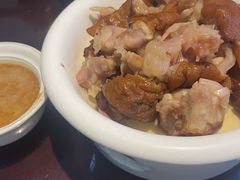 -老憨猪蹄(山大南路店)