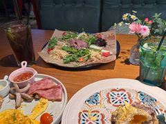 -JINNS锦时 steak&pizza(浸信会礼拜堂旧址店)