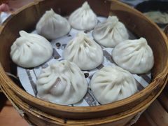 -莱莱小笼·乔艾