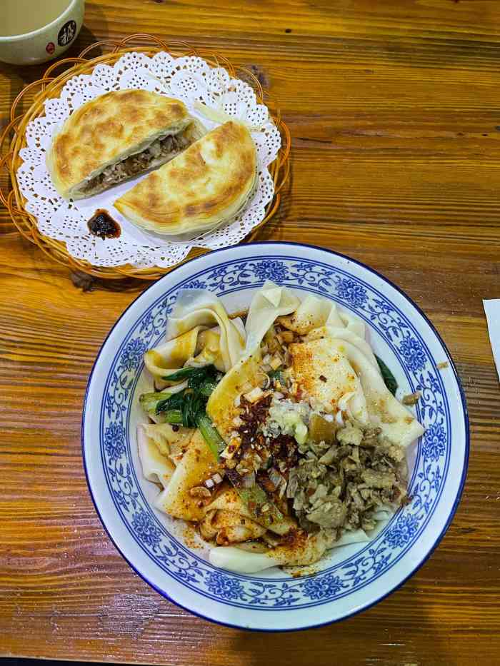 山陕面馆(宝丰一路店)-"最近首页一直在给我推这家,今天从这路过去.