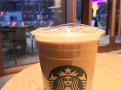-星巴克(成都市中海右岸环宇坊店)
