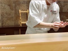 捏寿司的小哥哥-Tuna maki寿司(园区永旺店)