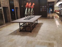-上海西藏大厦万怡自助餐厅(徐汇店)