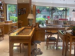 -宝丽眼镜(湖墅店)