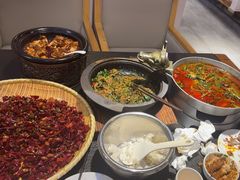 -万重锦·人文川菜馆(骡马市店)