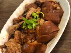 卤猪手-松發肉骨茶(牛车水店)