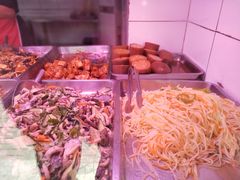 -老六素货(王顶堤店)