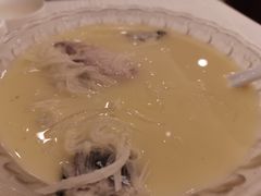 银丝鲫鱼汤-怡园饭店-餐厅(四望亭店)