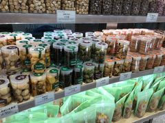 零售区-仟吉KenGee(武汉高铁站店)