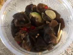 -云海肴·汽锅鸡·云南菜(天山百盛优客店)