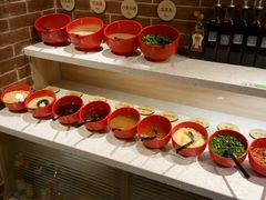 -三人行骨头王火锅(长寿店)