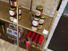 零售区-VENCHI 闻绮(北京国贸商城店)