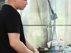 -华府九号海鲜烧烤大排档(龙域店)
