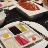 自从小朋友上学后 就闹着要吃小鸭鸭 以往都是全聚德打